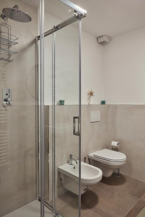 Marita Apartment Лукка Экстерьер фото